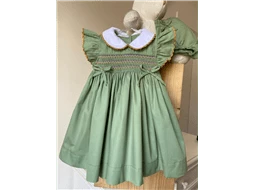 Vestido Verde Oliva tipo Materno com  acabamento de Croch