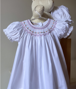 Conjunto Vestido Branco tipo Batinha com Shortinho