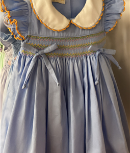 Vestido Azul tipo Materno com  acabamento em Croch