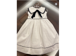 Vestido Branco Fita Veludo e Gola Croch