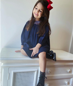 Vestido de Manga Longa tipo Batinha com shortinho Azul Marinho