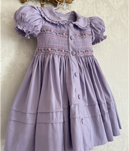 Vestido Lavanda Casinha de Abelha Pala e na Manga e botes