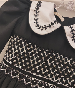 Vestido Luxo Preto Manga Longa Ricamente Bordado