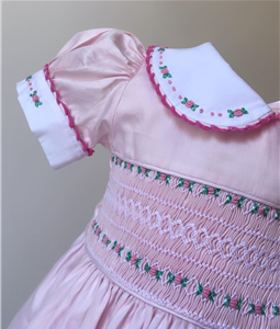 Vestido Luxo Rosa  todo Bordado a Mo