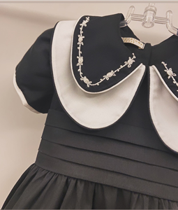Vestido Preto Maxi Gola Dupla Bordada