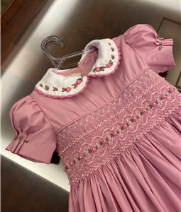 Vestido Rosa Antigo bordado com Prolas