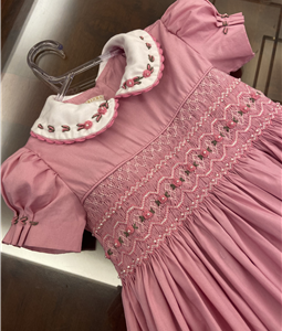 Vestido Rosa Antigo bordado com Prolas