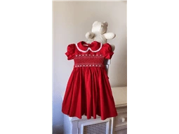 Vestido Vermelho com Guipir, Prolas e Bordados