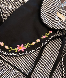 Vestido Xadrez Preto com Bolero Bordado